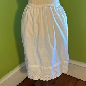 vintage 70s Vassarette cotton blend lace trim  1/2 slip